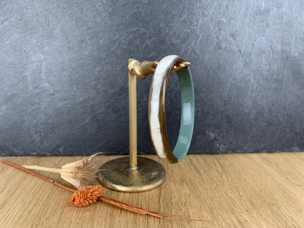Boucle D'oreille Laquée En Corne De Buffle - Clou - Bijou Fait Main - Neuf Avec étiquettes
